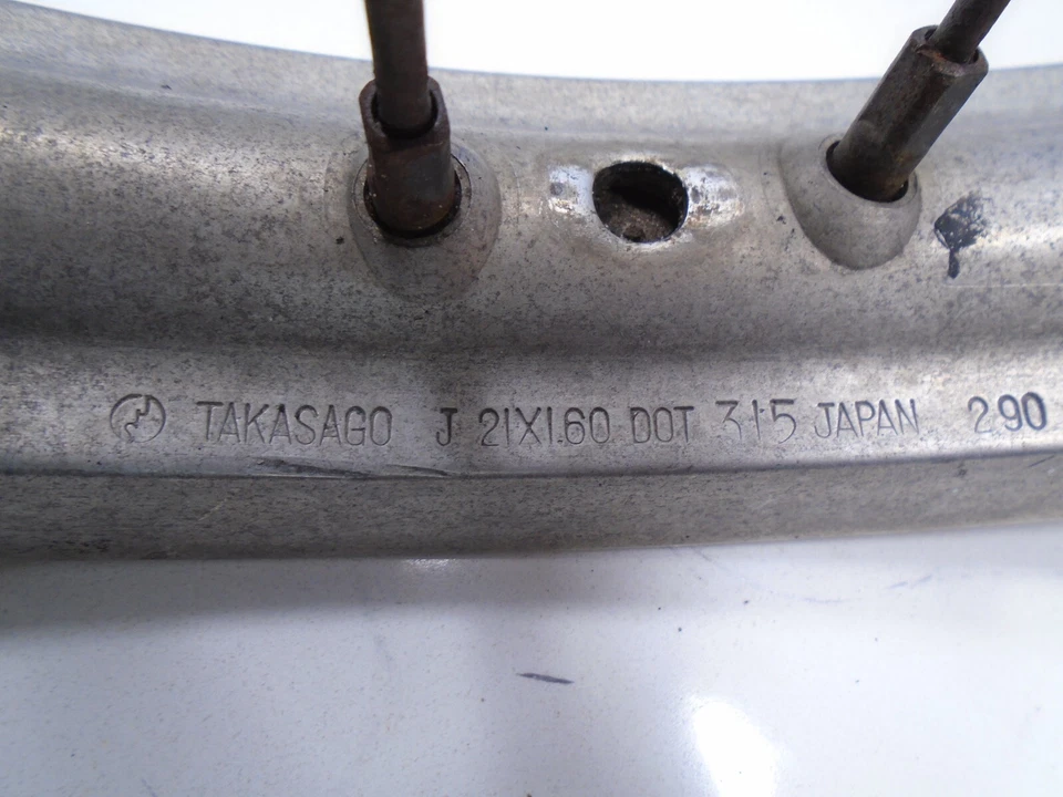 1990 KAWASAKI KDX 200 FRONT WHEEL - Image 3 of 4