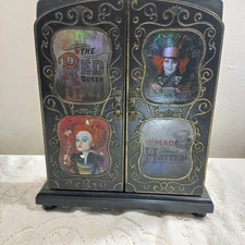 Disney Alice In Wonderland The Red Queen Mad Hatter Jewelry Box W/Mirror 2009