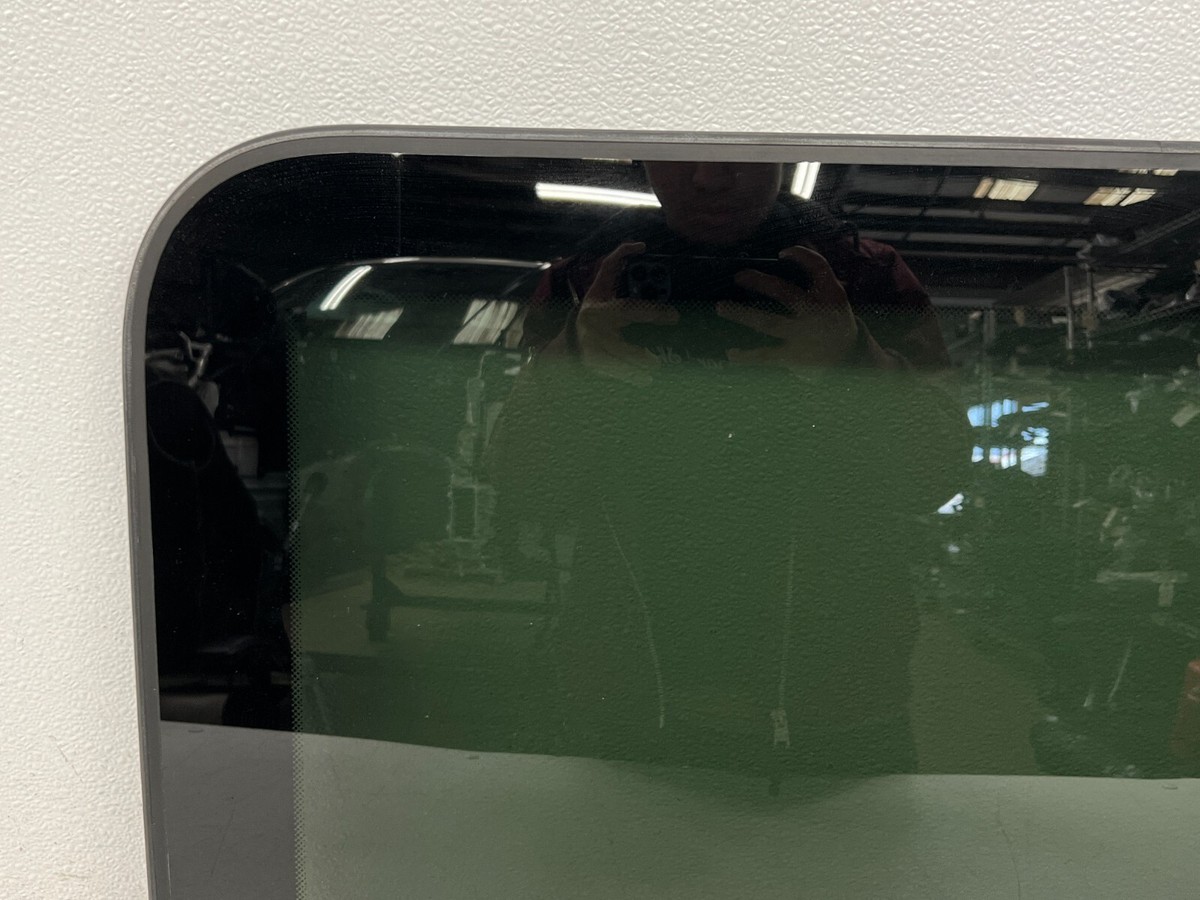 ⭐2019-2023 MERCEDES AMG GT53 X290 SUNROOF MOONROOF GLASS PANEL