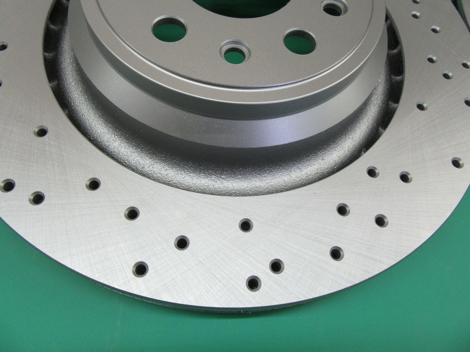 Maserati Quattroporte GTS front rear brake pads & rotors