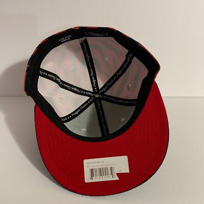 Headgear Classics Hat HGC Fitted Tekken 1994 Namco Zebra Red Black