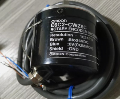 New In Box Omron E6C2-CWZ6C 1024P/R Rotary Encoder