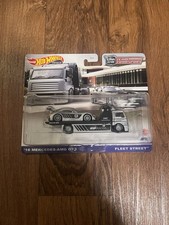 Hot Wheels Team Transport #48 '16 Mercedes-AMG GT3 Fleet Street