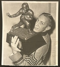 1958 Photo-Pete Dawkins Of Army Wins The Heisman Trophy