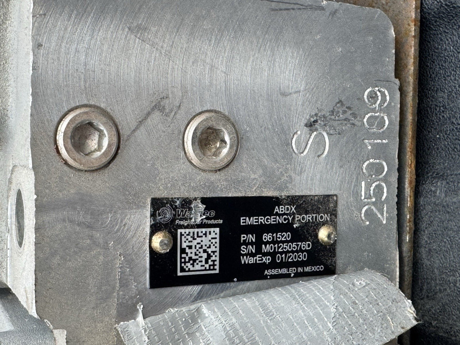 Abdx WABCO WABTEC 661520 ABDX EMERGENCY PORTION VALVE RAILWAY TRAIN ...