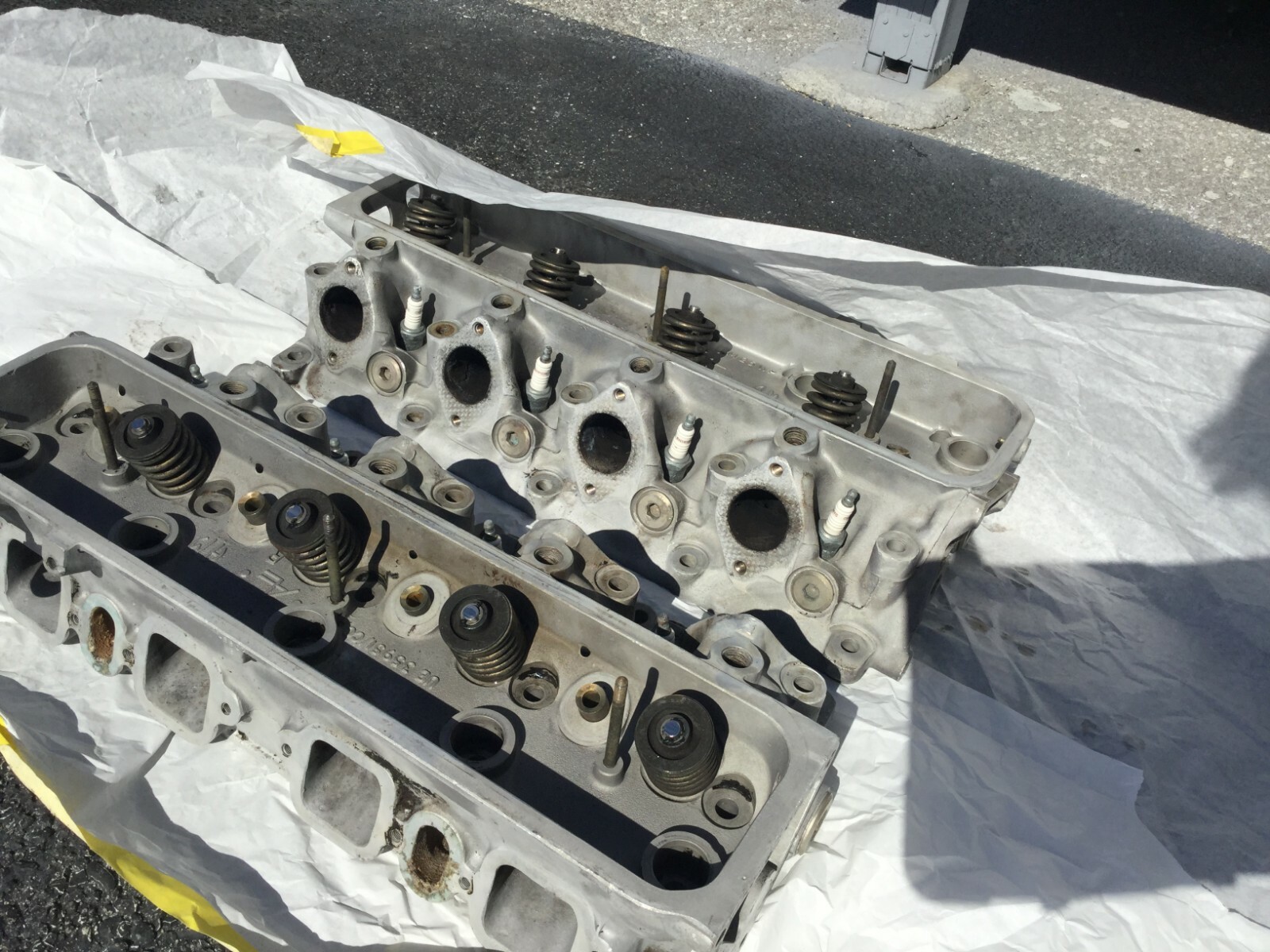 ROLLS ROYCE Cylinder Heads P/N UE35951/CC Matching Pair