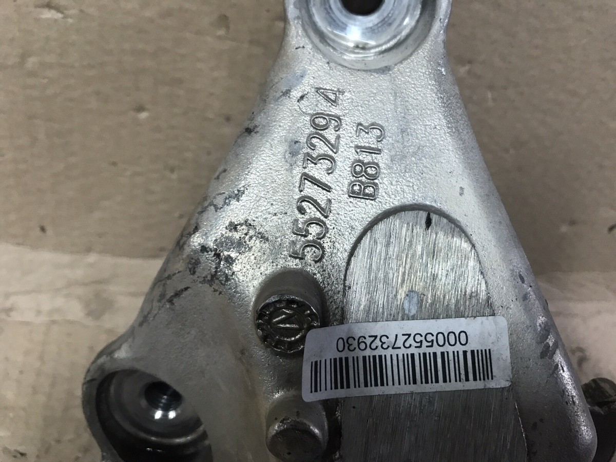 ALFA ROMEO STELVIO 2.2 DIESEL DRIVER ENGINE MOUNTING 55273293 