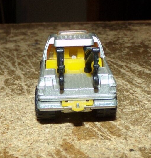 Picture 4 of 6