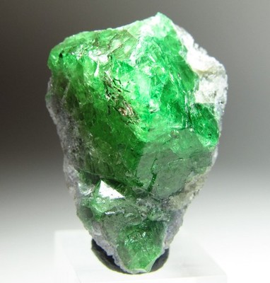 MAGNIFICENT VIBRANT GEM TSAVORITE GROSSULAR GARNET CRYSTAL!!! TANZANIA 