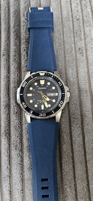 Casio MTPS110-2AV 46.9 mm Silver Stainless Steel Case, Navy
