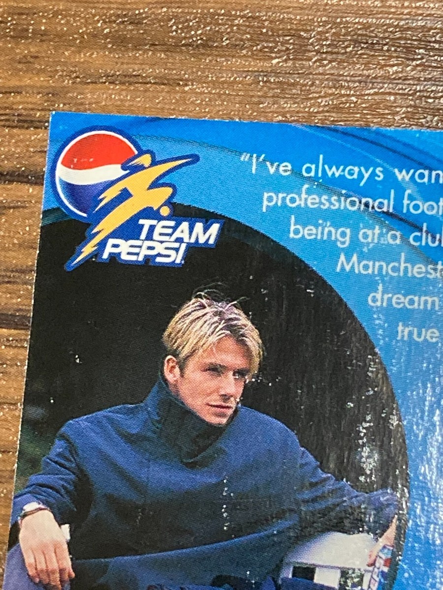 Team Pepsi 2002 FIFA World Cup Soccer Card David Beckham Pizza Hat
