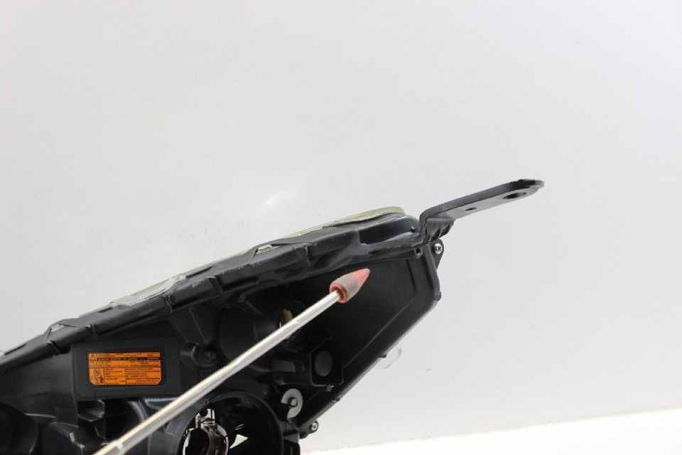 Subaru Legacy Outback BRM late headlight right side xenon HID Koito 100