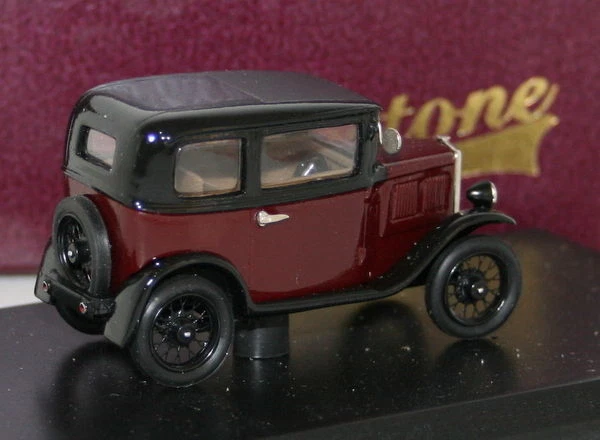 MILESTONE MINIATURES 1/43 SCALE MM1R - 1932 AUSTIN 7 SALOON - BLACK / MAROON - Image 2 of 3