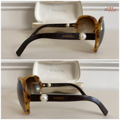 Authentic CHANEL Brown Frame Brown Tint White Pearl  display picture 3