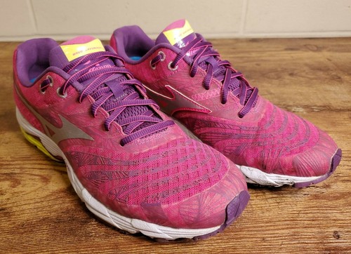 Mizuno Wave Sayonara Pink Running Shoes 