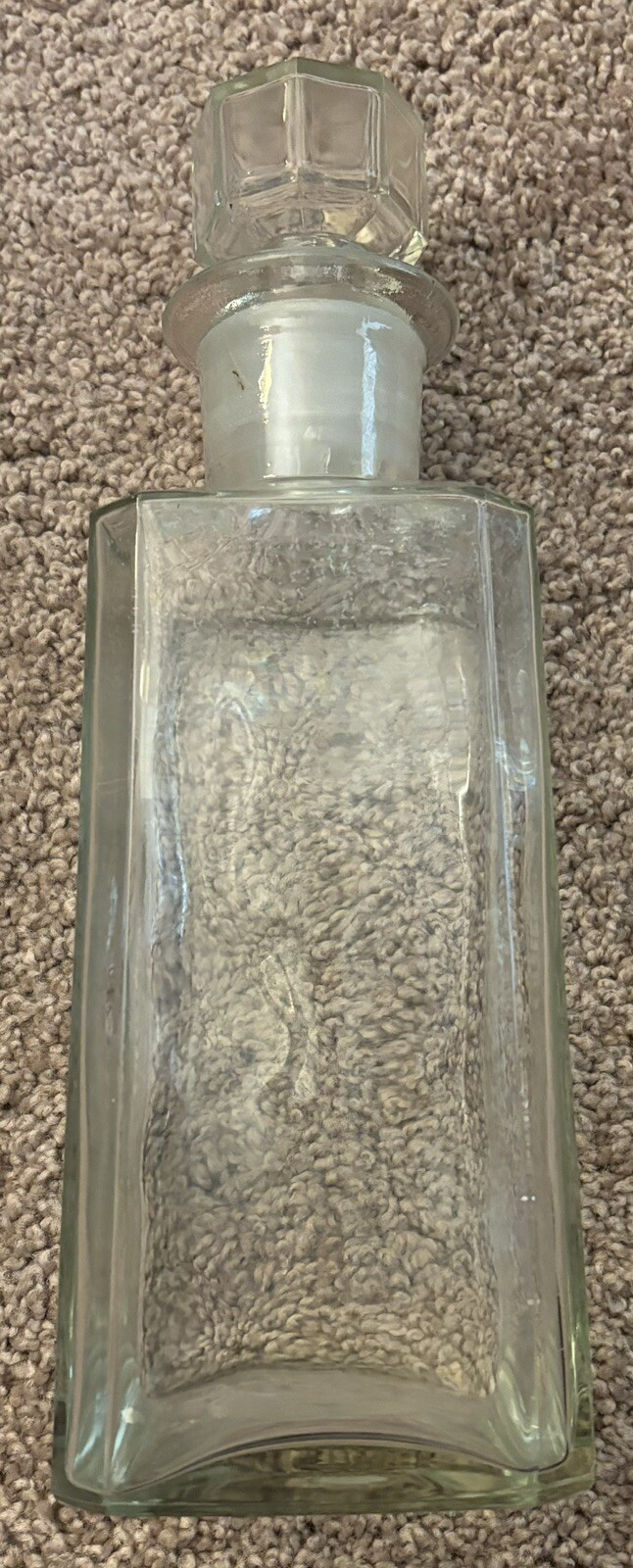 Vintage Clear Glass Whiskey Decanter with Stopper - Unbranded Elegant Barware-image