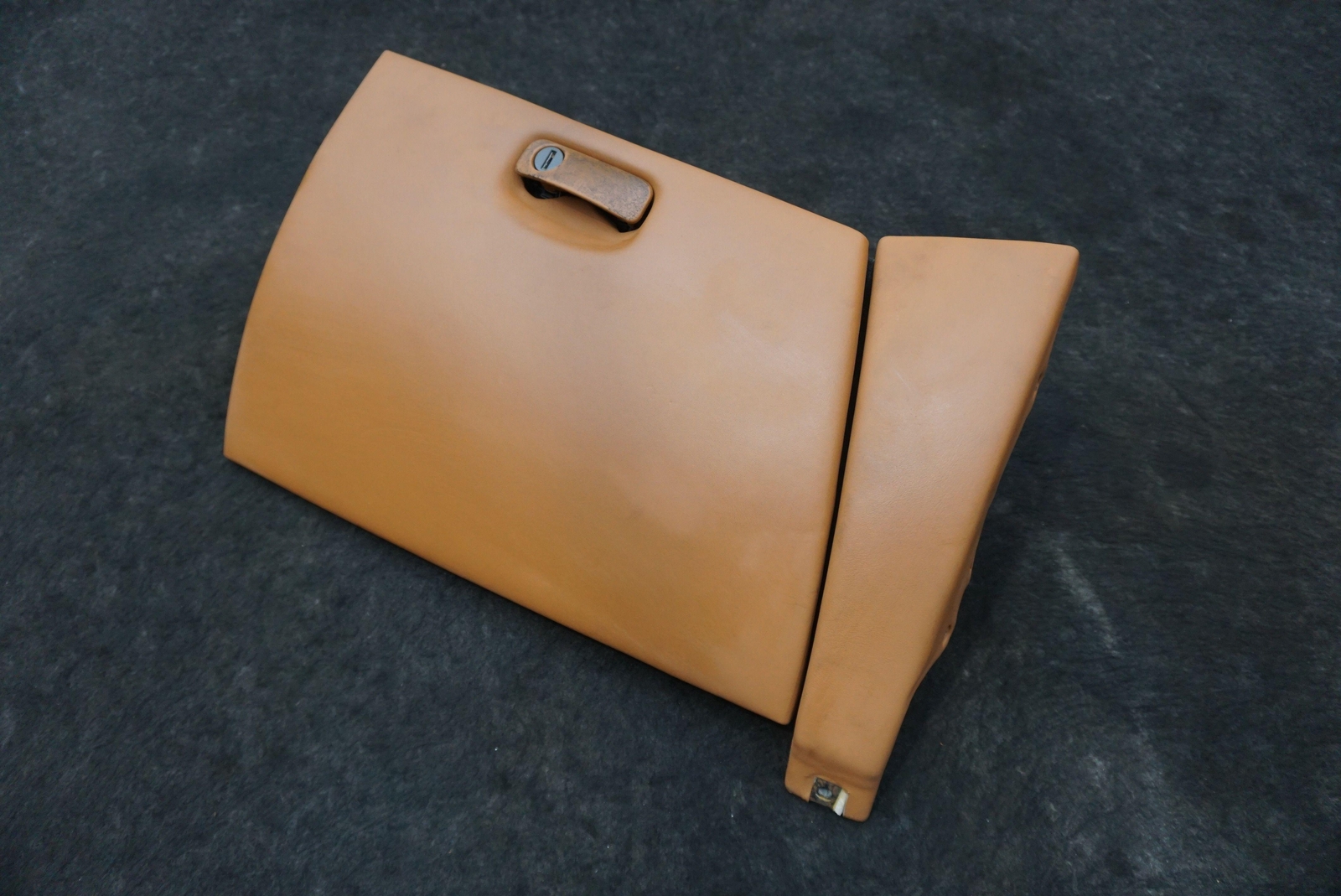 Front Right Glovebox Door Compartment 81873900 Ferrari California 2012-14 *Note