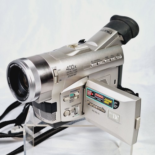 Panasonic NV-DS15B Digital Video Camera Camcorder MiniDV 20x Optical Zoom Tested