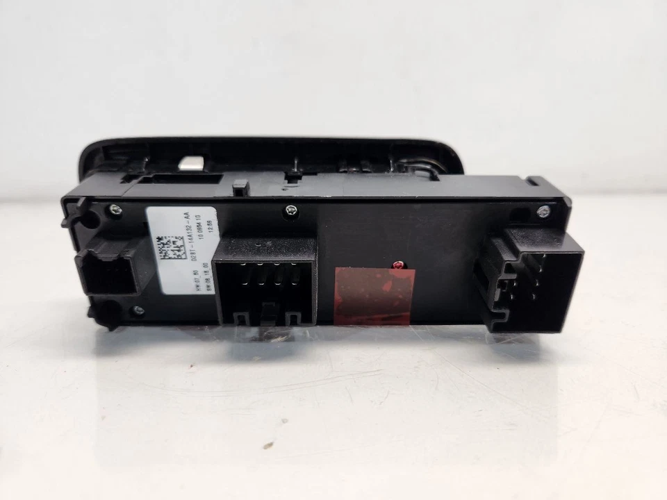 2014-19 Ford Fiesta Drivers Left Front Master Window Switch - Image 3 of 4
