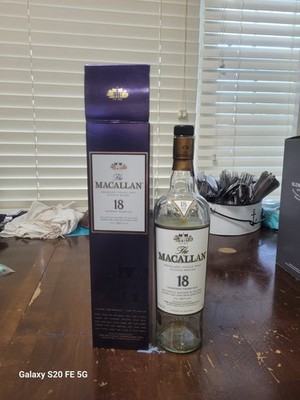 liquore bottle collectible