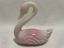 Fenton Rosalene Pink Glass Swan Figurine 4x4 Inches GLOWS Excellent Condition