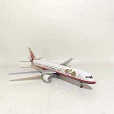 1:200 StarJets TWA Trans World 757-200 N757TW Plastic Airplane Model