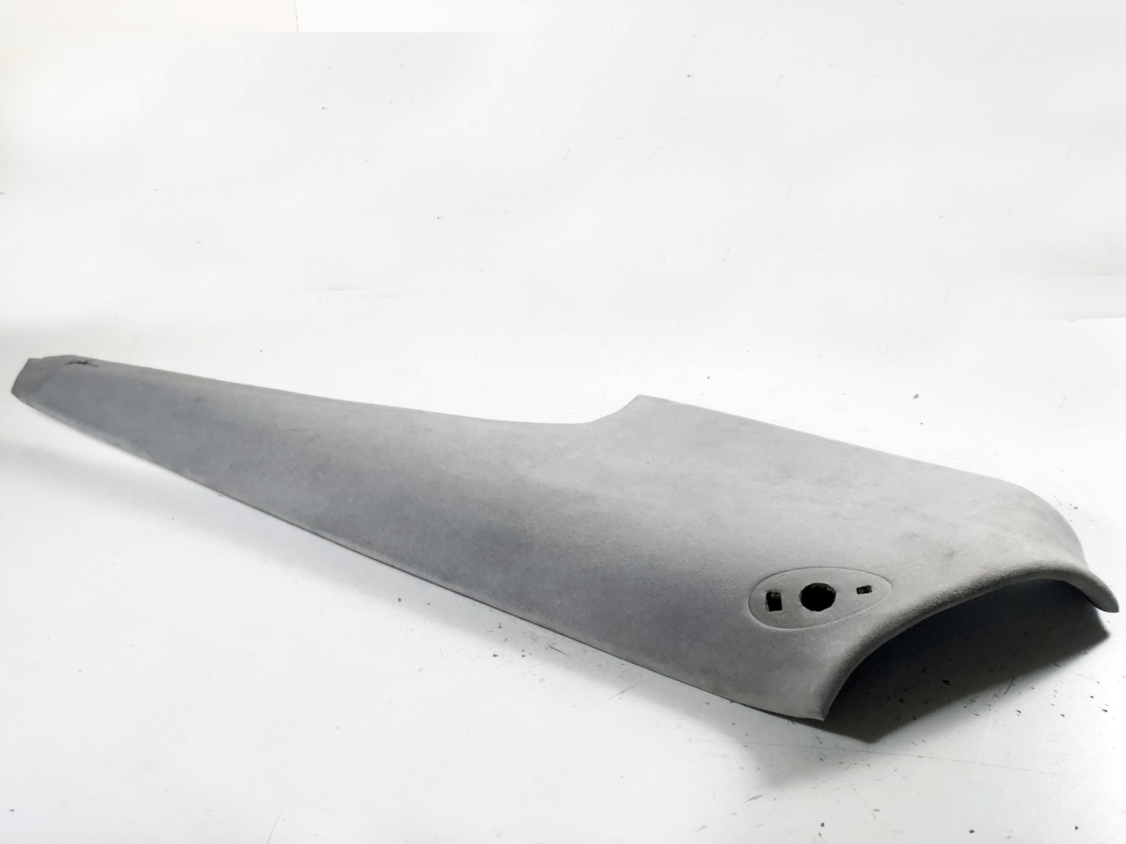 03-13 Maserati Quattroporte M139 Right C Pillar Trim Panel Grey Alcantara OEM 09