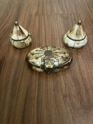 SET OF 3 VINTAGE HANDCRAFTED CAMEL BONE AND BRASS TRINKET BOXES, POTS