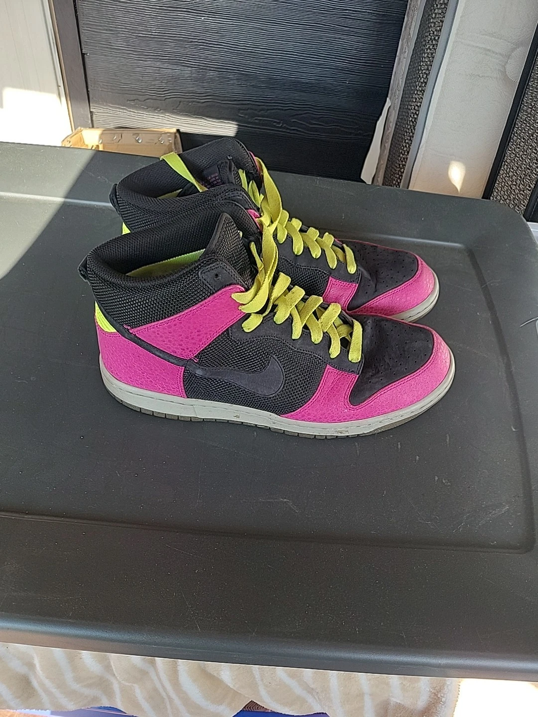 Baskets Nike Dunk High Supreme Spark « Rave Pink » taille homme 11 333885 002