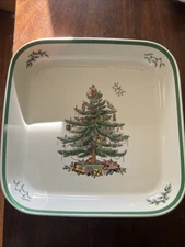 Spode Christmas Tree Square Baker 11 x 11 Oven to Table Baking Dish Green Trim