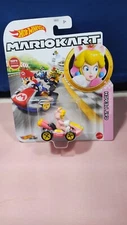 HOT WHEELS MARIOKART CAT PEACH STANDARD KART DIECAST 1:64 SCALE NEW MUST SEE