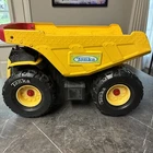 2004 - VINTAGE HASBRO TONKA MIGHTY BIG YELLOW DUMP TRUCK 19” RED HANDLE