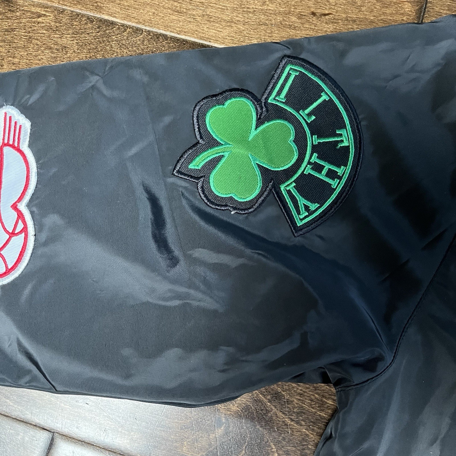 Ilthy Black Bomber Jacket Embroidered Patch Baske… - image 9