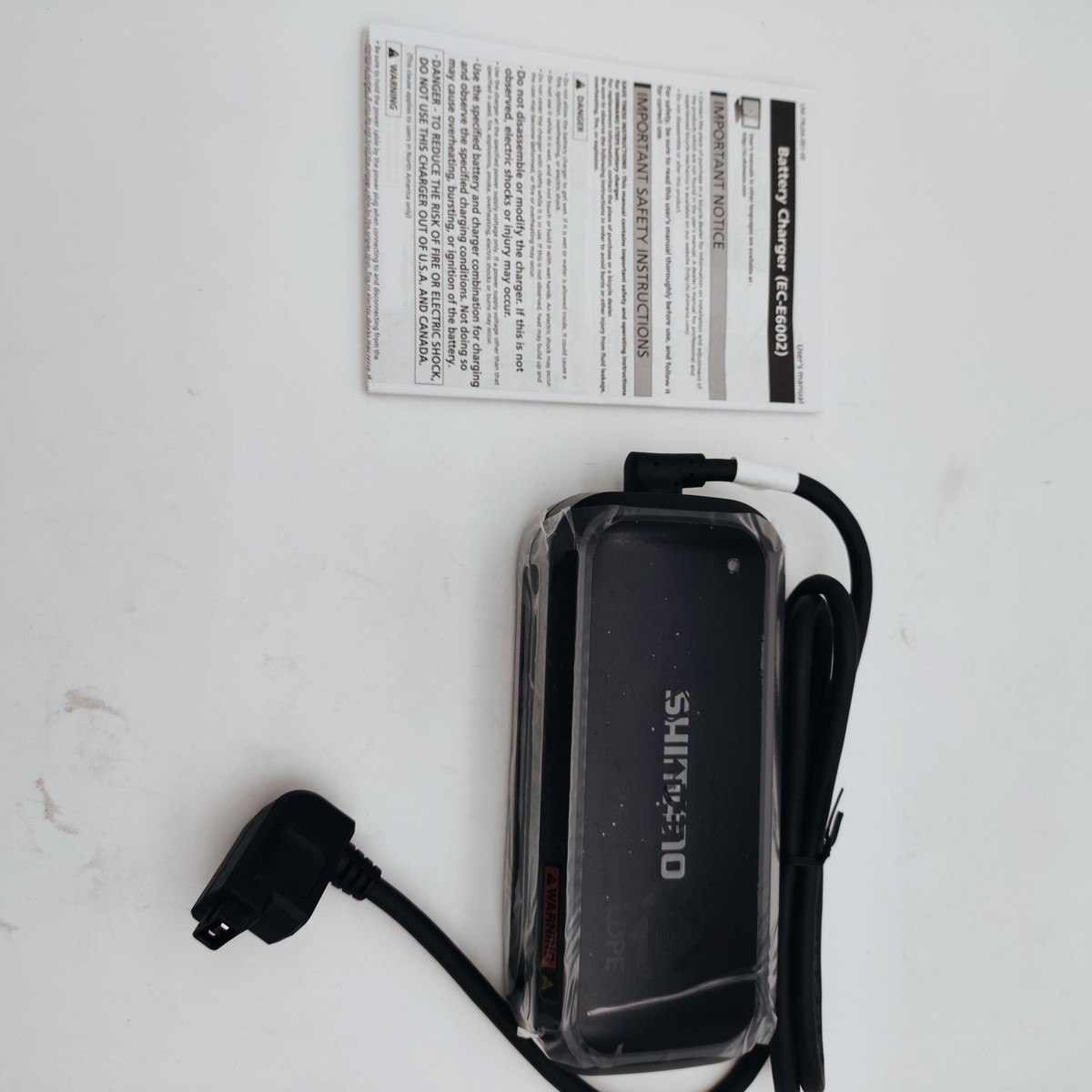 Shimano Steps EC-E6002 Battery Charger For BT E6000 E8010 E8016 E8035 E8036