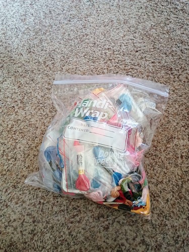 Lot 1500+ DMC & Others Embroidery Floss Skeins New and Used Plus Extras - Picture 17 of 20