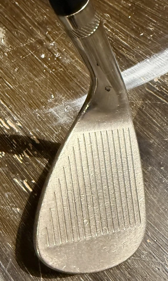 Сэнд-ведж RH Titleist Vokey SM8 из матовой стали SW 56* 08 M-Grind 35,25 дюйма - Изображение 4 из 4