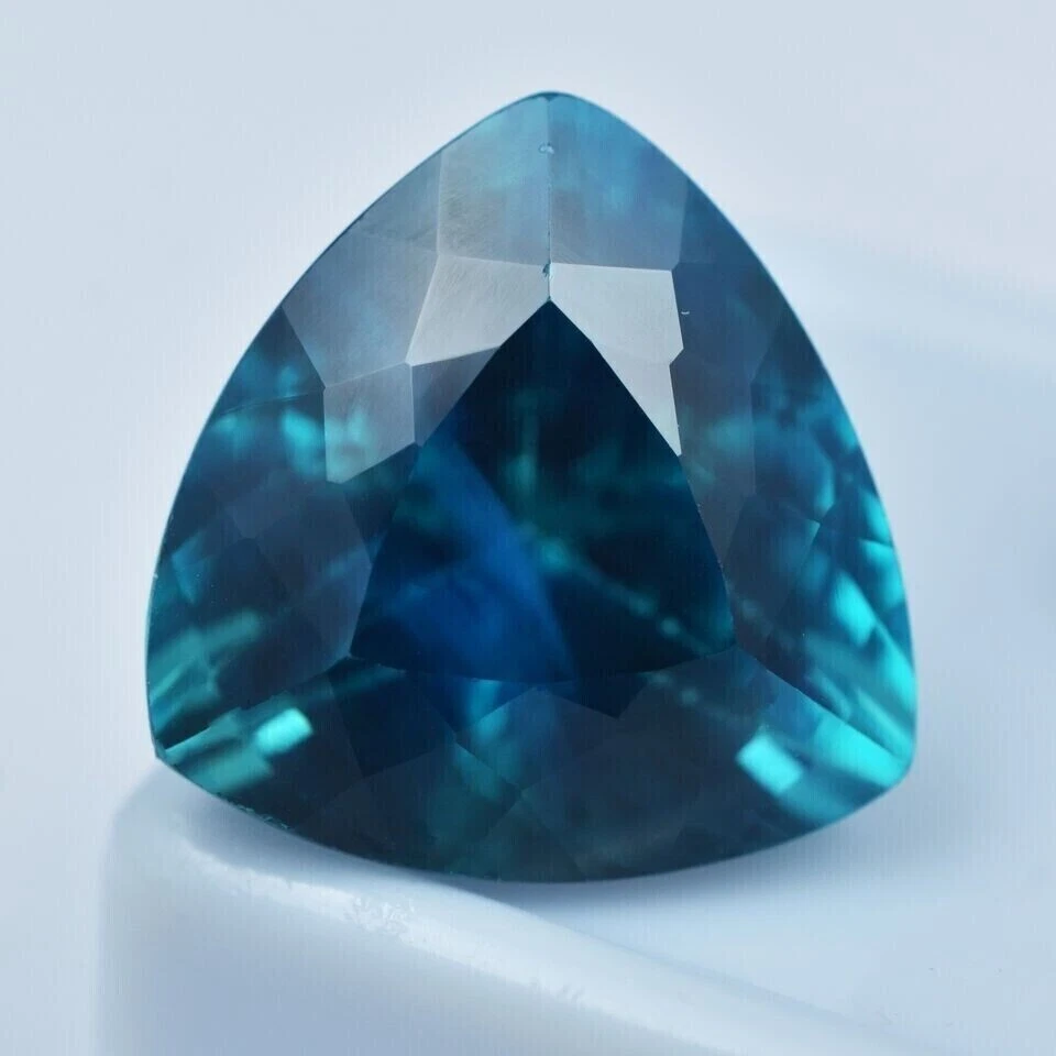 Piedra preciosa suelta corte trillón zafiro verde parte ceilán impecable natural de 5,50 quilates Foto 3 de 4
