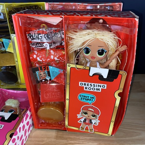 LOL Surprise OMG 4 Pack Fashion Dolls Swag Lady Diva Royal Bee Neonlicious Fr Sh - Picture 2 of 14