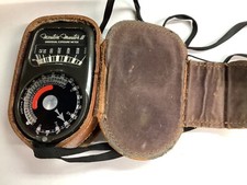 Weston Master II Universal Exposure Meter Model 735. Case  Strap Included.