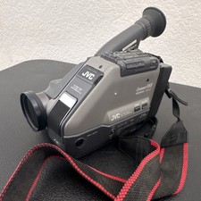 JVC GR-AX7 VHS-C Handheld Camcorder 6x Zoom Built-in Microphone Full Auto