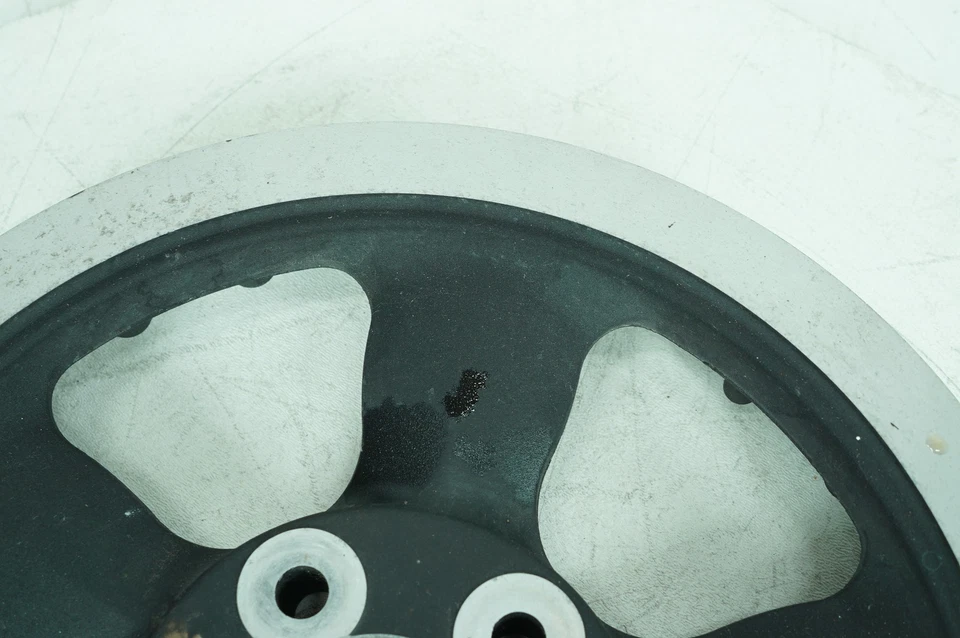 Harley Dyna FLD 2012 Switchback OEM polea de conductor trasero piñón 66T 1" 37822-12 Foto 2 de 4