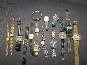 Mixed Junk Watch Lot 1lb 13oz Crafts Parts 15pcs.  (Lot 16)
