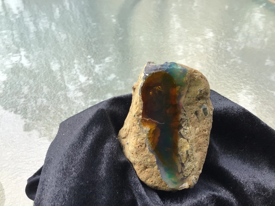 XL Black Opal, Ethiopian opal raw stone,  crystal opal, water opal, - Image 2 of 4