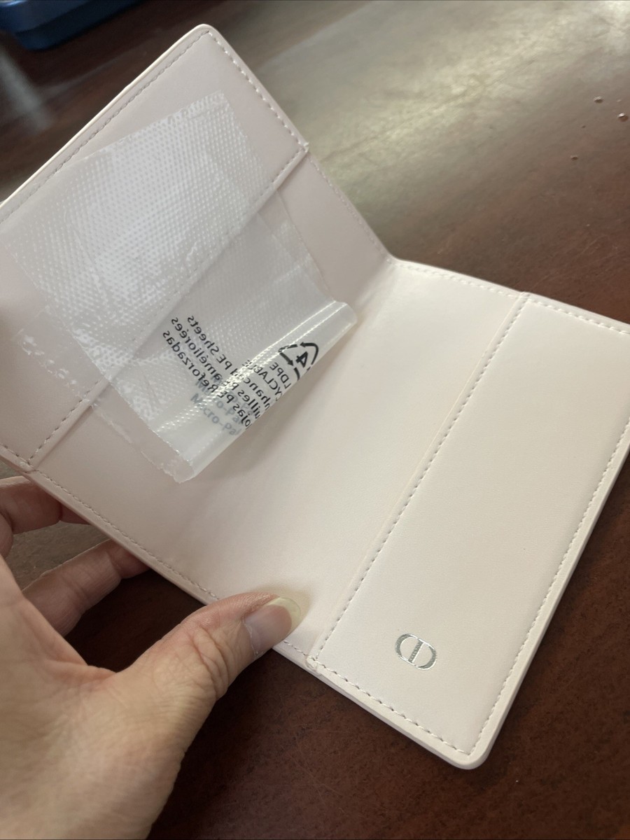 DIOR 香水 パスポートカバー