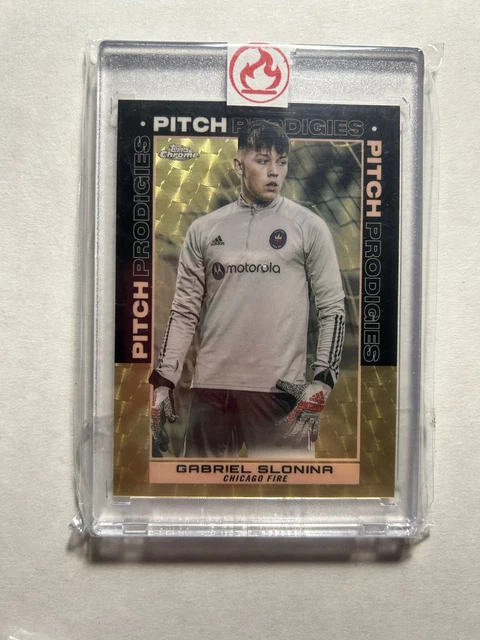 2021 Topps Chrome Gabriel Slonina Superfractor 1/1 Chicago Fire