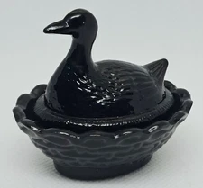 VTG Vintage Boyd Black Glass Duck On Nest Salt Cellar 2 1/4" W x 2 1/2" H