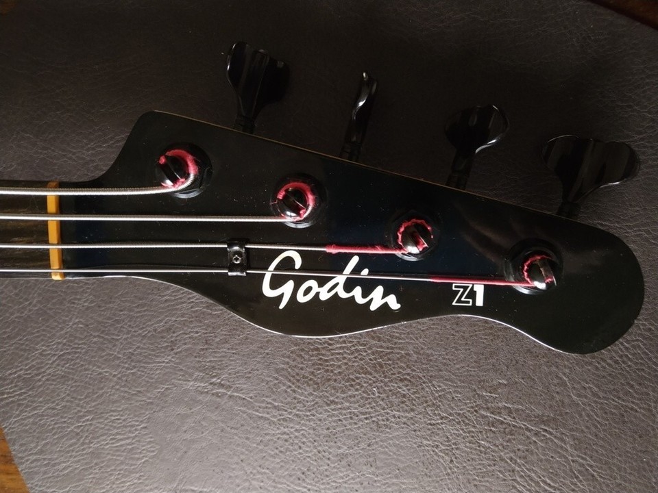 Godin Z1 Bass mit Zeta PiezoBrücke, Made in Canada, Rarität eBay