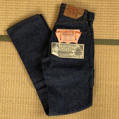 Levis 501 W27 Red Line Made in 1982 Button back 524 Made in Levis 501 W27 Red Line Made in 1982 Button back 524 Made in