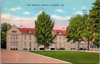 Richmond Indiana Reid Memorial Hospital Vintage Cars Trees Linen Postcard c30's 