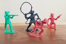 Vintage 50s Tim Mee Cowboys Lot Of 4 Series One Black , Red Brown, Green 70 mm